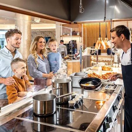Hilton Rijeka Costabella Beach Resort And Spa-3